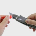 NT L-500GRP Aluminium Auto Lock 18mm Blade Cutter