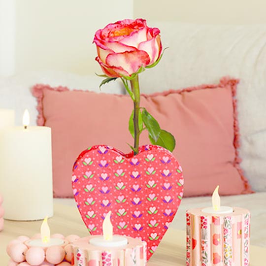 DECOPATCH Waterproof Paper Mache Twice feet Vase