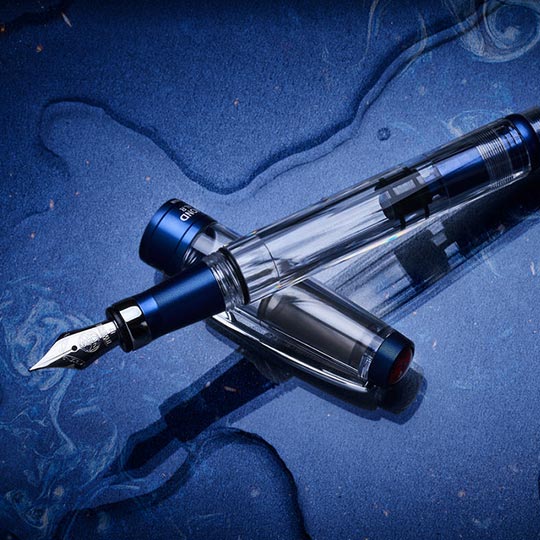 TWSBI Diamond 580AL R Navy Blue Fountain Pen Fine
