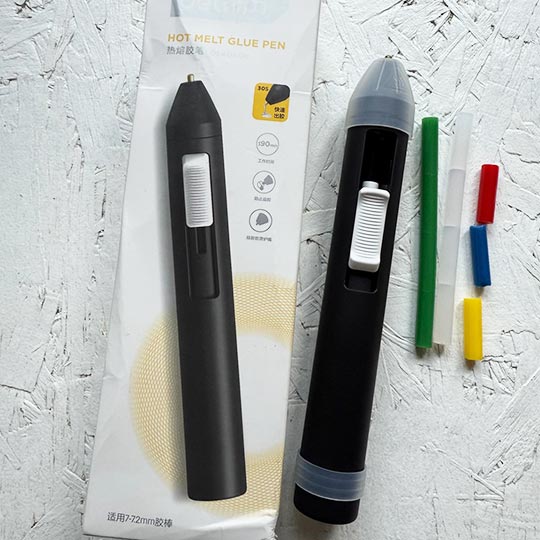 DELI Hot Melt Glue Pen