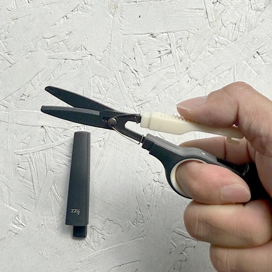 OVJ Sirius Black Teflon-Coated Ceramic Scissors 135mm