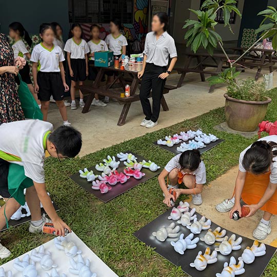 DISCOVER Graffiti Toy Design By TASA