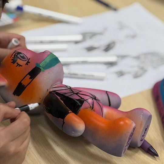 DISCOVER Graffiti Toy Design By TASA