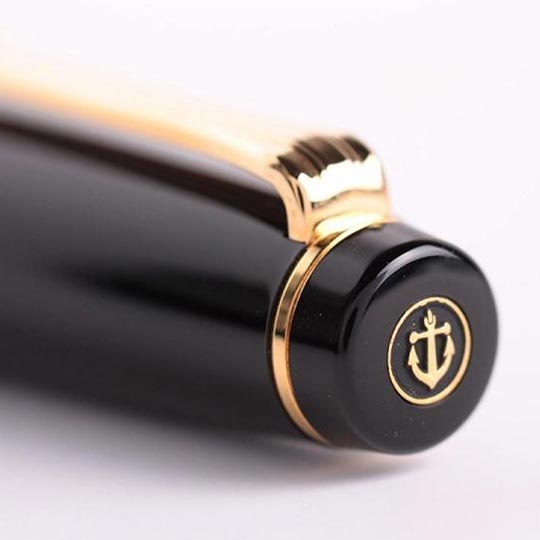 SAILOR Professional Gear Black Gold Trim Fountain Pen 21K Gold Medium Fine