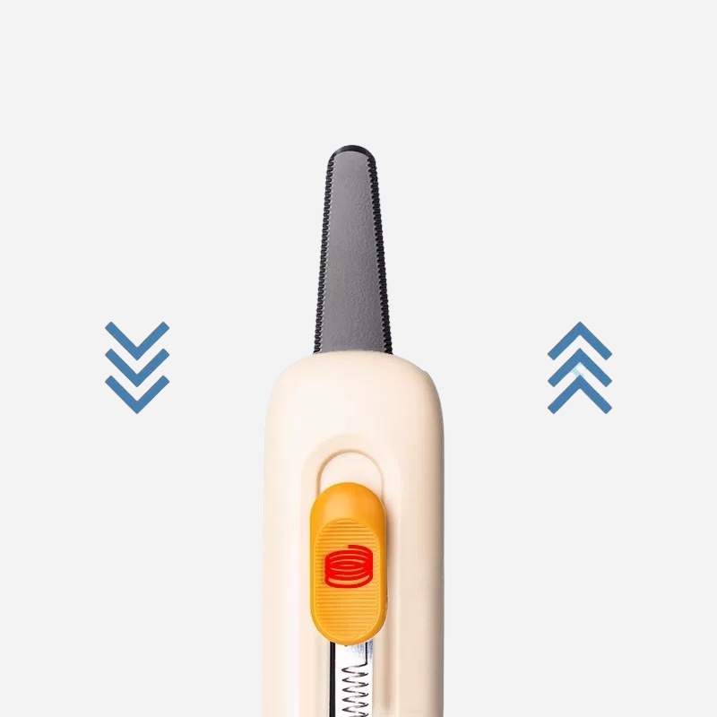 DELI Serrated Blade Corrugated Board Cutter White