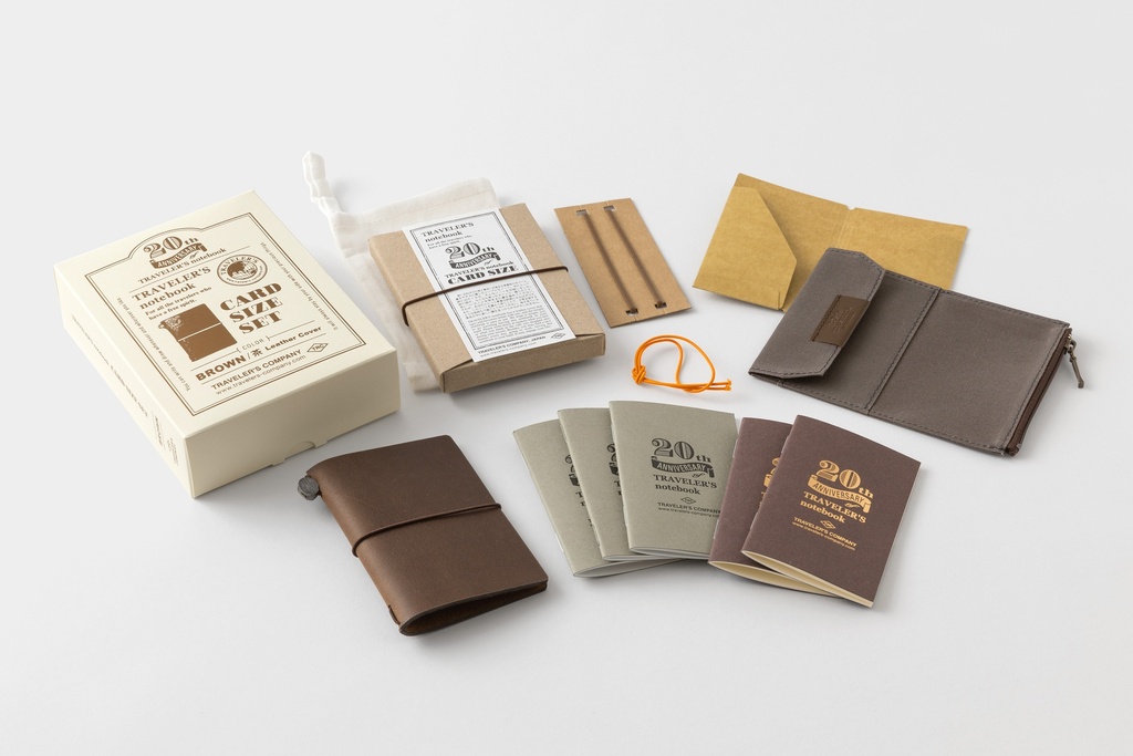TRAVELER’S Notebook Card Size 20th Anniversary Set Brown