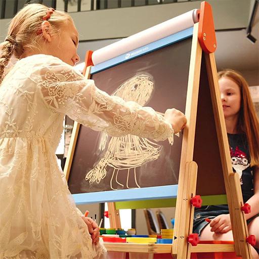 MEEDEN Children’s Dual-Sided Wooden Art Easel (Installation Not Included)