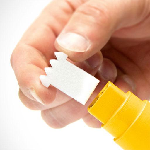 MOLOTOW Permanent Paint Marker 15mm Melon Yellow