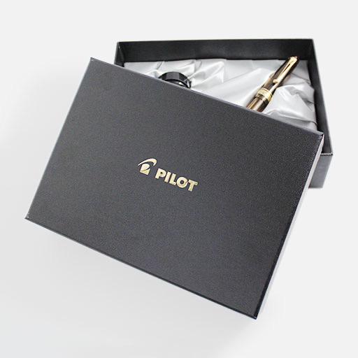 PILOT Custom 823 Amber Fountain Pen 14K Gold Medium