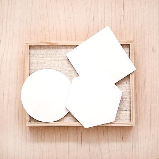 RESIN PLAY White Acrylic Coaster Base with Rubber Feet - Set of 2 Hexagon
