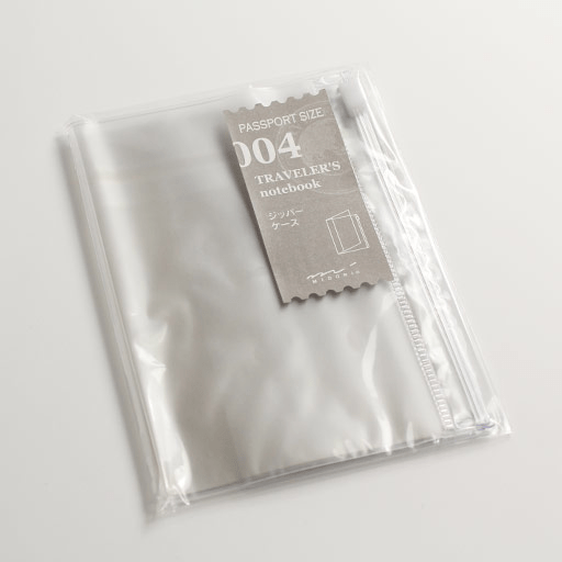 TRAVELER'S Passport 004 Zipper Pocket