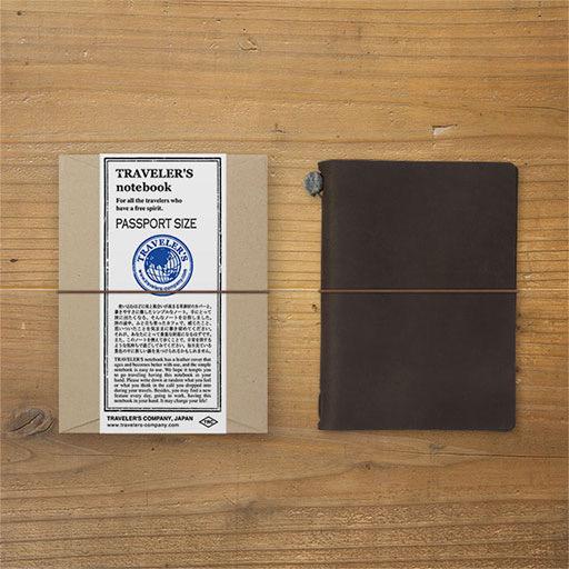 TRAVELER'S Passport Brown