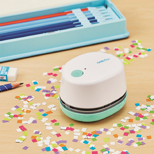 KUTSUWA One Cli Electric Mini Vaccum Cleaner