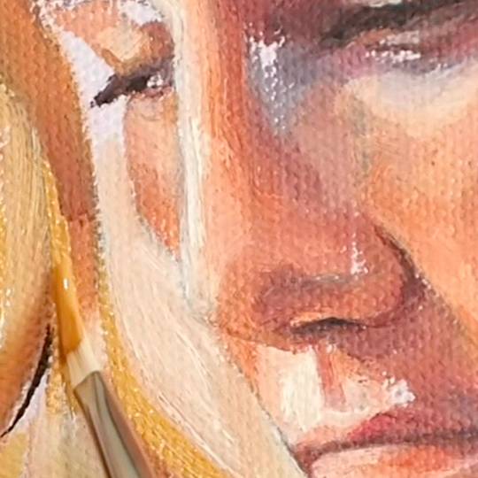 SILVER Bristlon Point Triangle Brush XSM