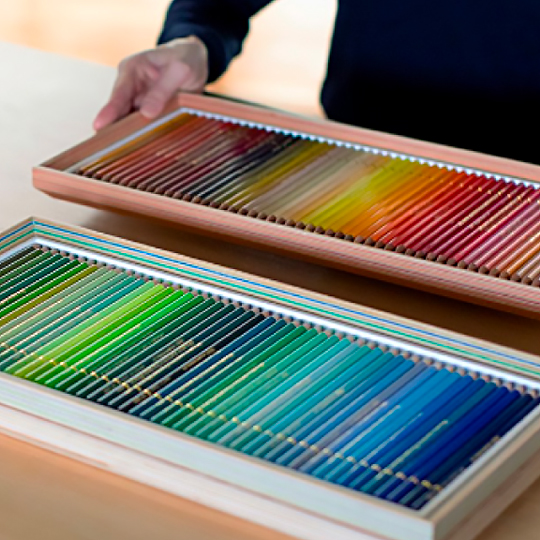 HOLBEIN Artist Color Pencil Wooden Box Set x 150