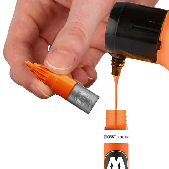 MOLOTOW One4All Glossy Acrylic Marker 2mm 252 Signal Black