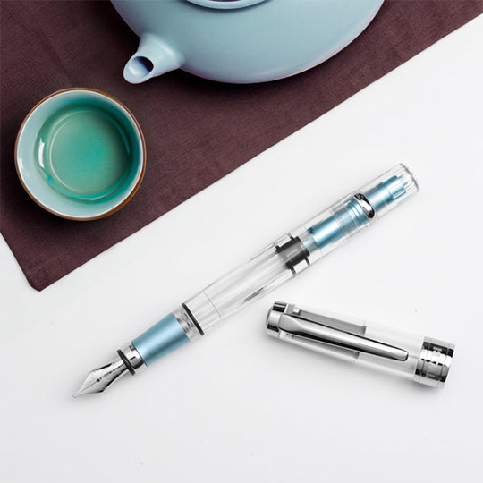 TWSBI Diamond 580AL Iceberg Fountain Pen Medium (Ship After 24 May)