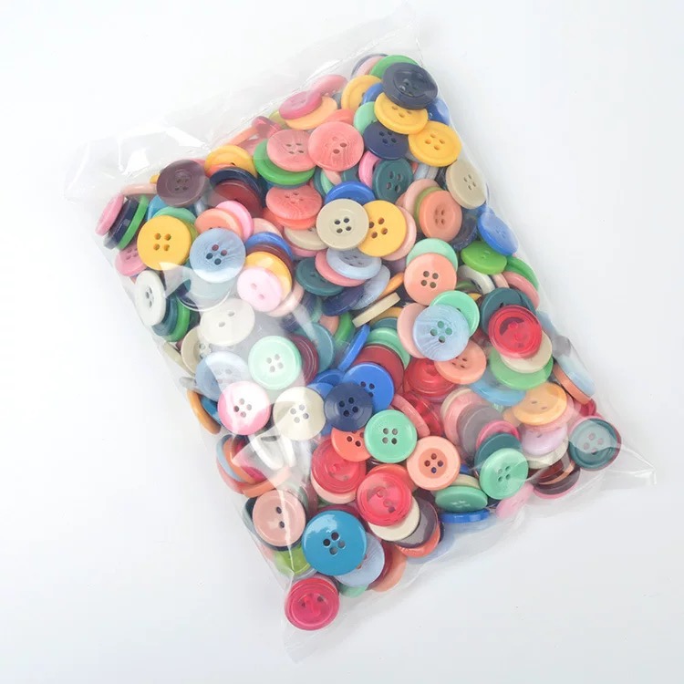 OVJ Plastic Buttons Medium x 300